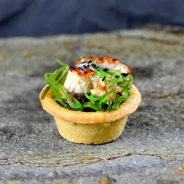 Тарталетка «Морская» с чукой и угрём, 25 г